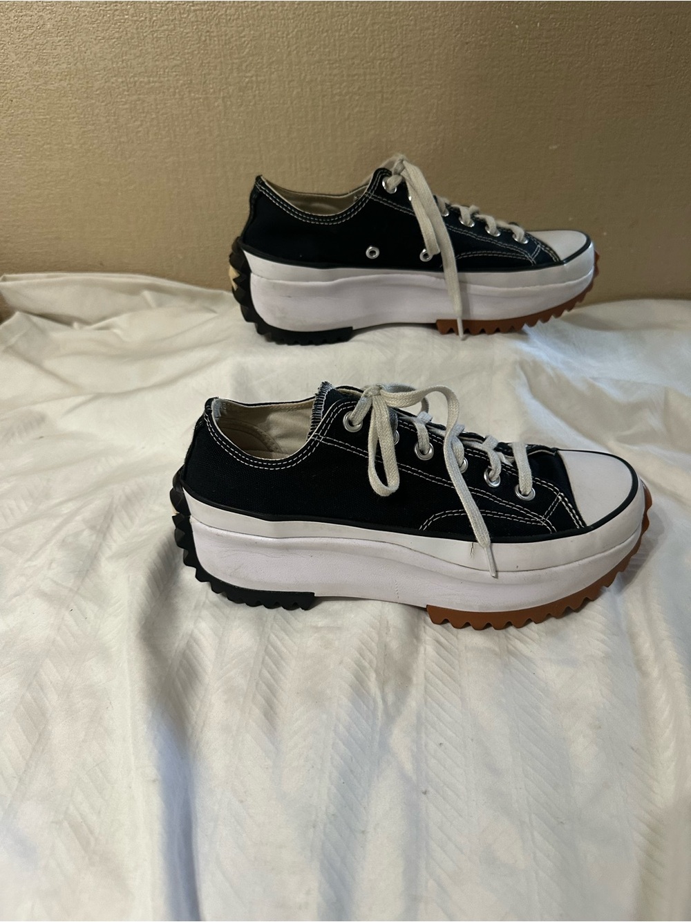 Converse Run Star Hike Platform Sneakers - Picture 3 of 11